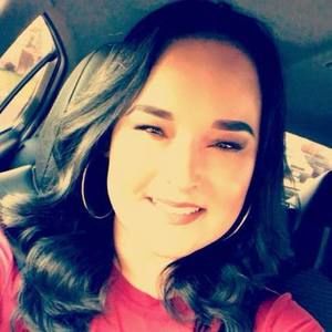 Meet your Posher, Beatriz